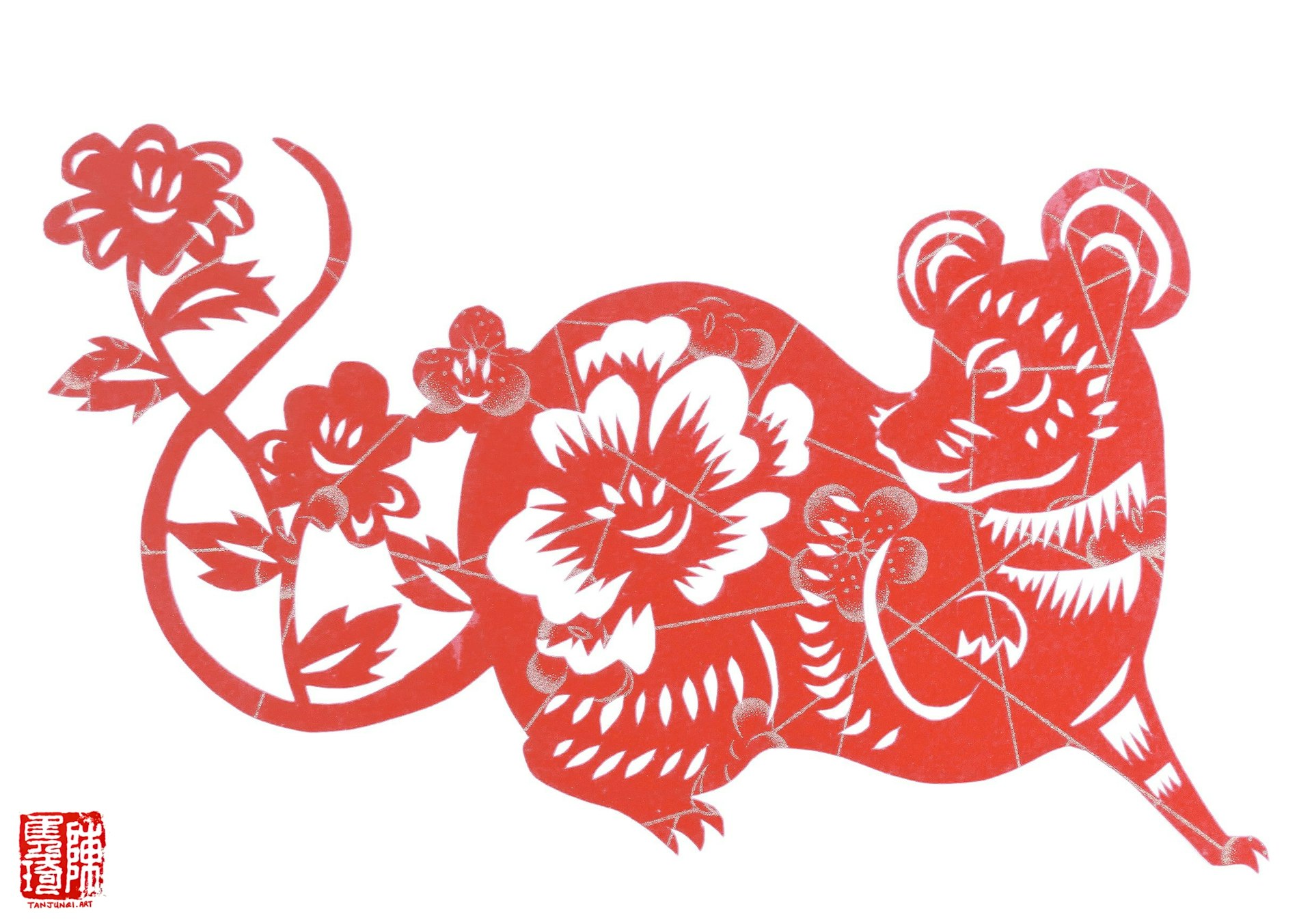 Chinese papercut of a rat pausing mid-crawl to look back over its shoulder. Flower blossoms adorn its back and tail.
